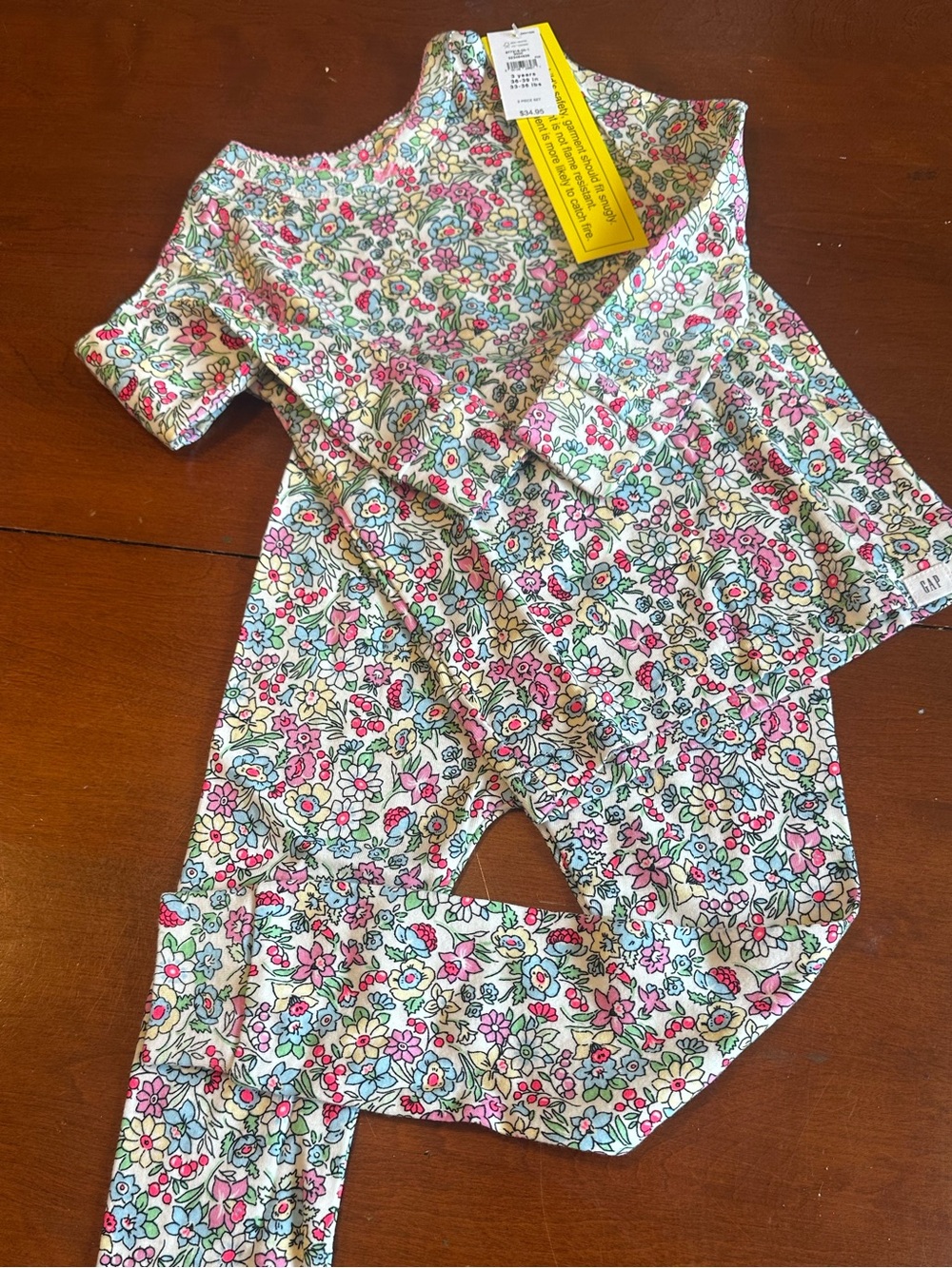 GAP-Girls Floral 2-Piece PajamaSet - Pink, Blue, Green. Size 3. NWT